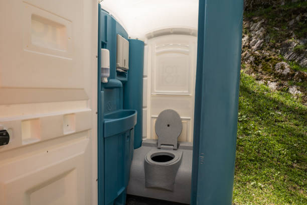 Best Standard Portable Toilet Rental  in Fort Bliss, TX